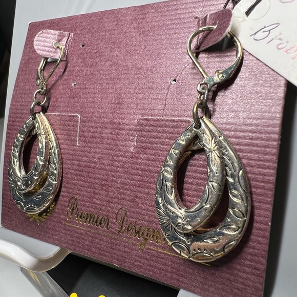 Premier Designs Brooke Earrings - Picture 3 of 3